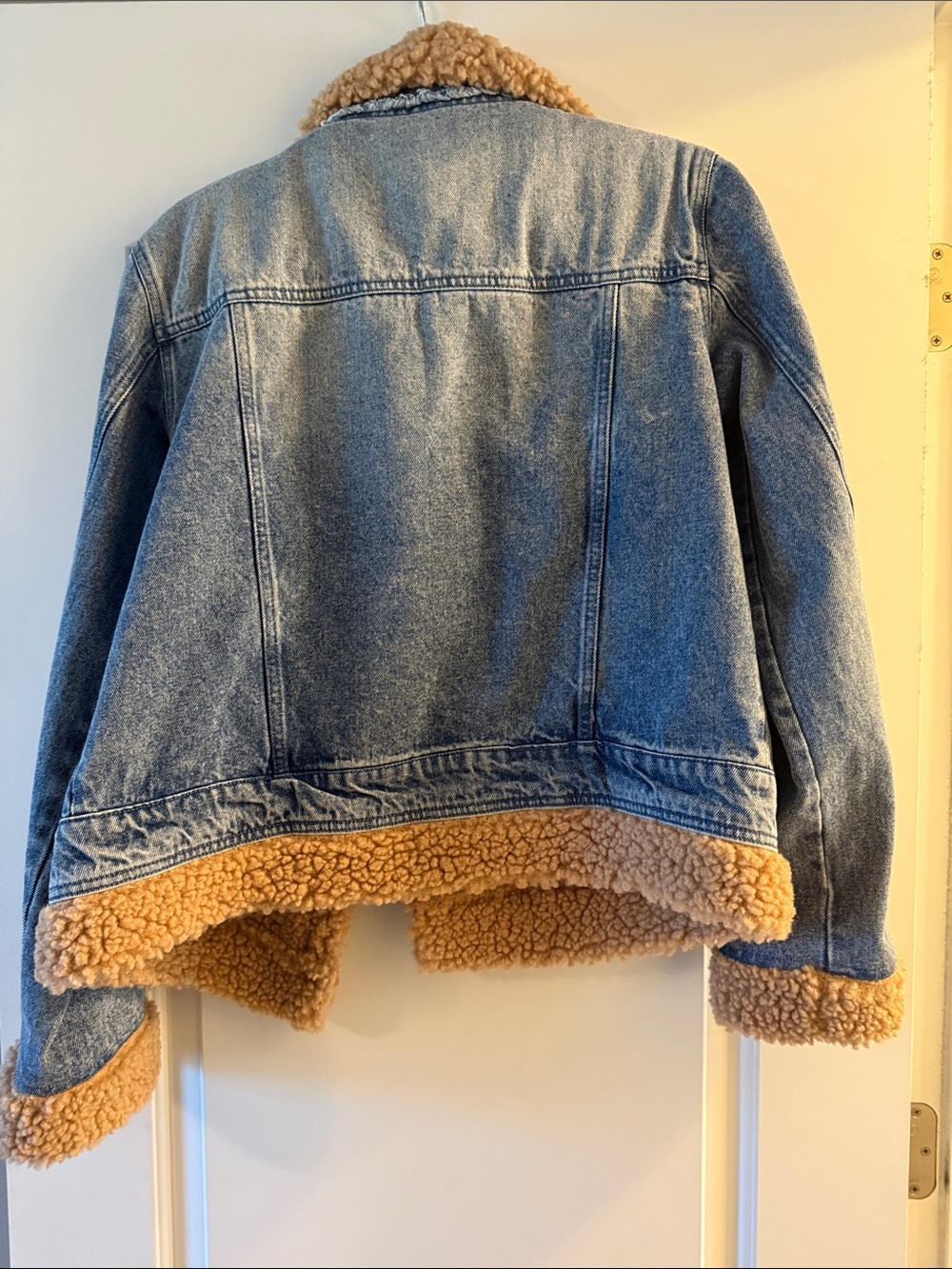 Sherpa Trim Denim Jacket - Like New! - Picture 6 of 6